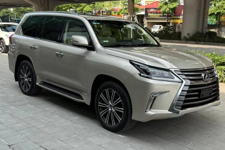 Lexus LX 2019