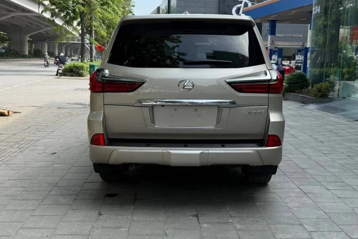 Lexus LX 2019