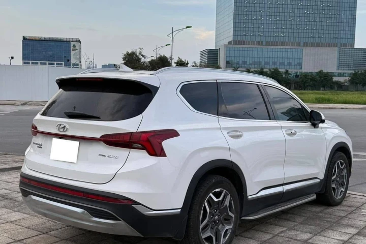 Hyundai Santa Fe 2022