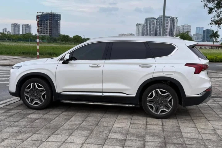 Hyundai Santa Fe 2022