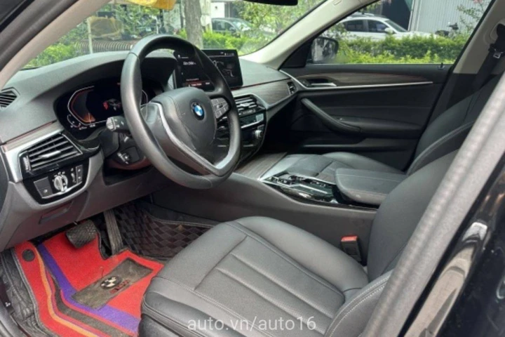 BMW 5 Series 2022