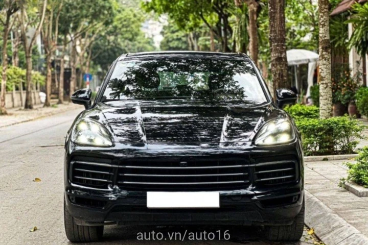 Porsche Cayenne 2021