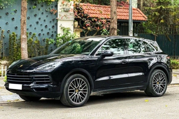 Porsche Cayenne 2021