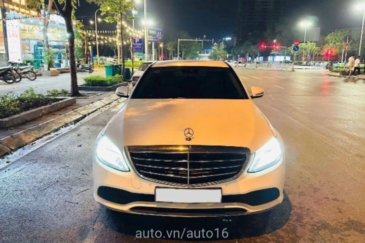 Mercedes-Benz C-Class C200 2020