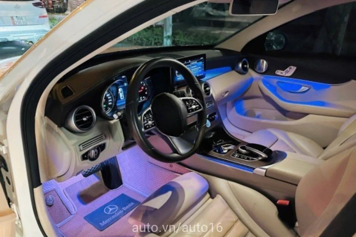 Mercedes-Benz C-Class C200 2020