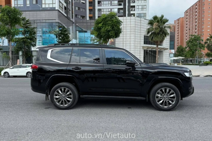Toyota Land Cruiser 2023