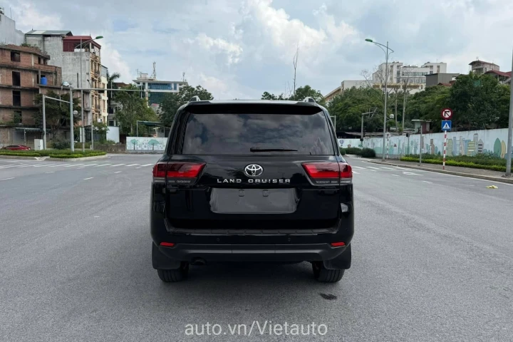 Toyota Land Cruiser 2023