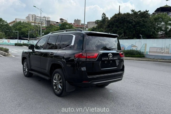 Toyota Land Cruiser 2023