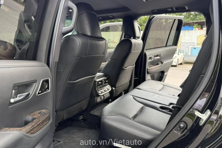Toyota Land Cruiser 2023
