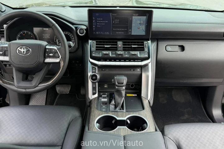 Toyota Land Cruiser 2023