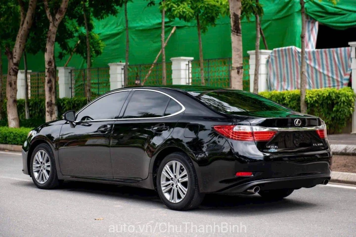 Lexus ES 2015