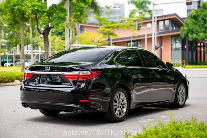 Lexus ES 2015