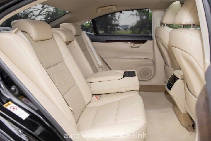 Lexus ES 2015
