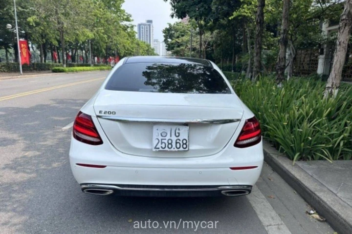 Mercedes-Benz E-Class E200 2016