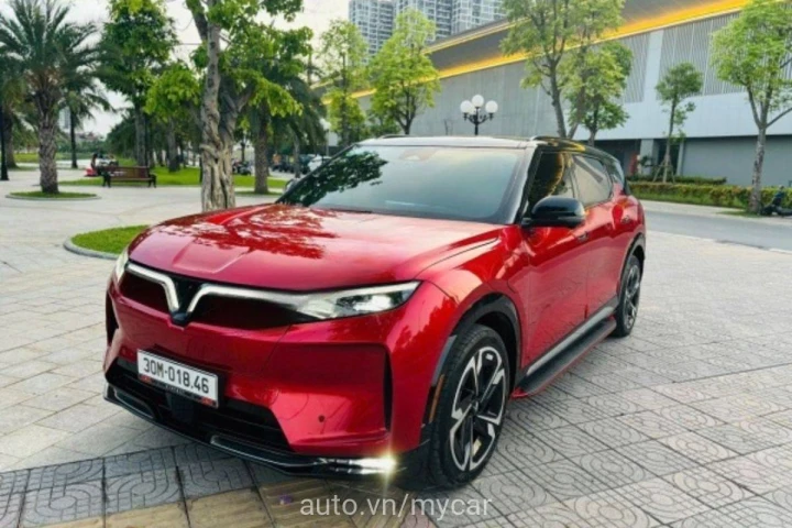 VinFast VF 9 2023