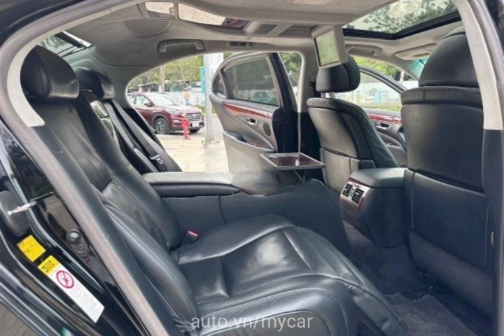 Lexus LS 2007