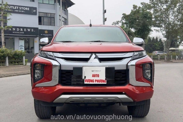 Mitsubishi Triton 4x2 AT 2021