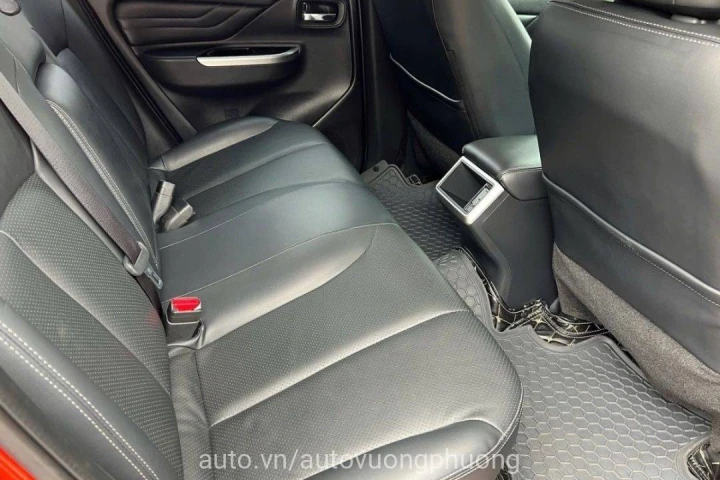 Mitsubishi Triton 4x2 AT 2021