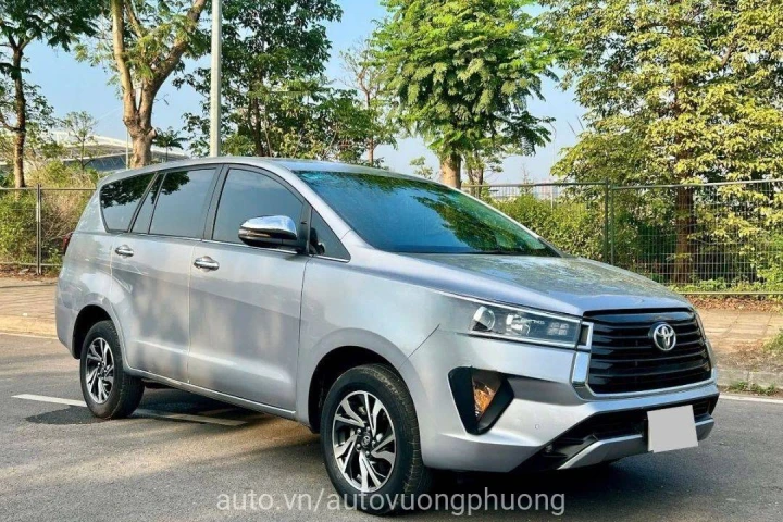 Toyota Innova 2.0G 2023
