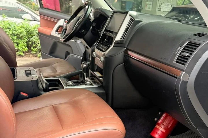 Toyota Land Cruiser 2018