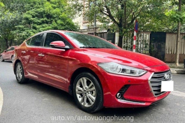 Hyundai Elantra 1.6 AT 2016