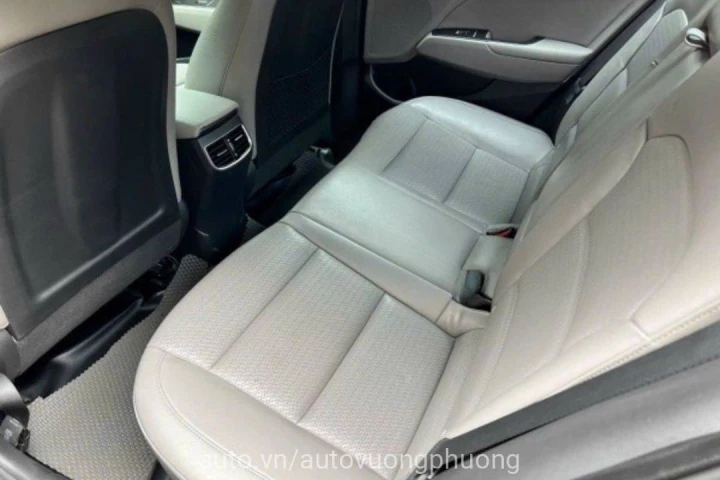Hyundai Elantra 1.6 AT 2016
