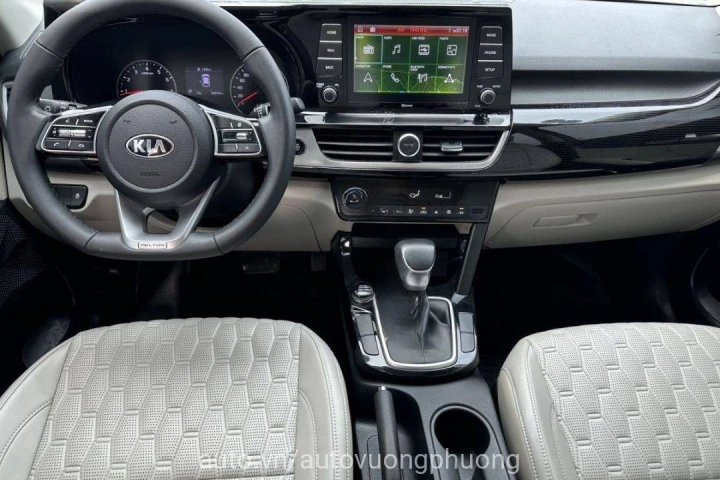 Kia Seltos 1.4T Luxury 2020