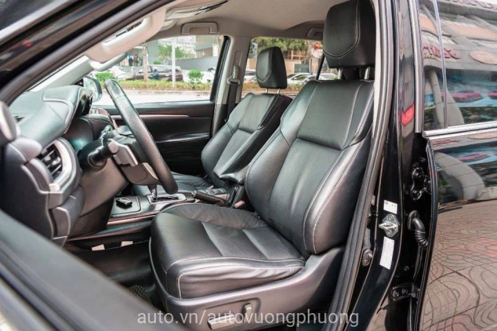 Toyota Fortuner 2.8AT 4x4 2021