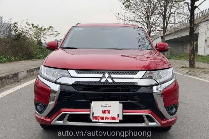 Mitsubishi Outlander 2.0 CVT Standard 2023