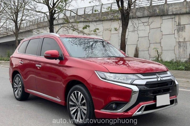 Mitsubishi Outlander 2.0 CVT Standard 2023