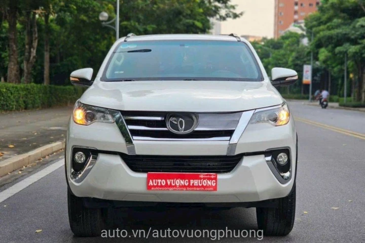 Toyota Fortuner 2.7AT 4x2 2017