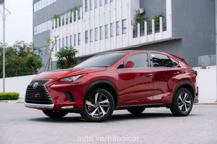 Lexus NX 2021