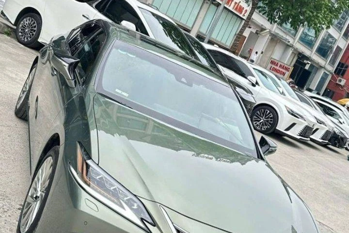 Lexus ES 300h 2021