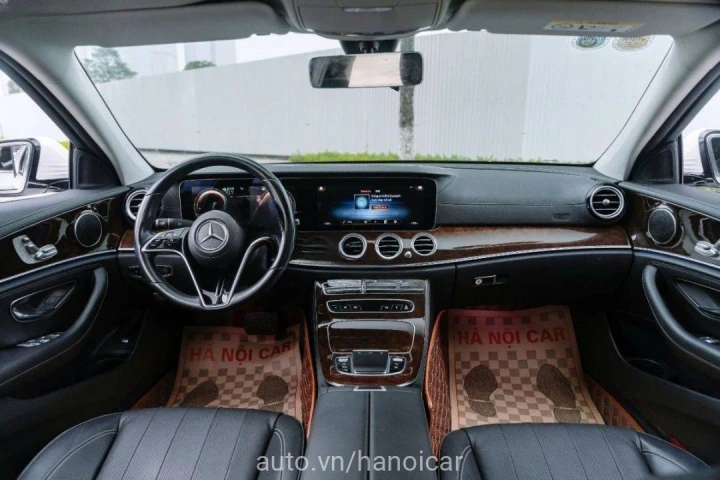 Mercedes-Benz E-Class E200 2021