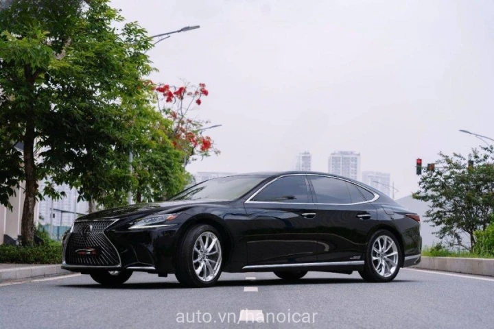 Lexus LS 500h 2018