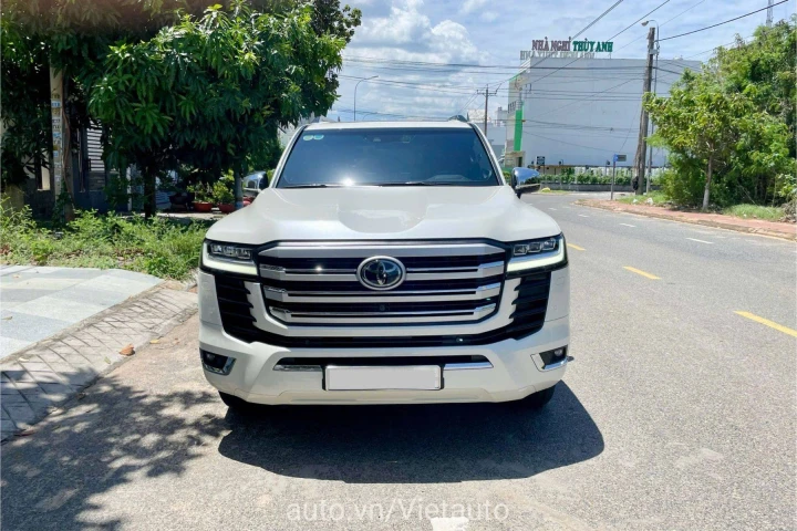 Toyota Land Cruiser 2024