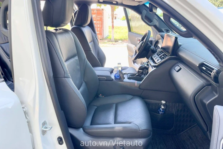 Toyota Land Cruiser 2024
