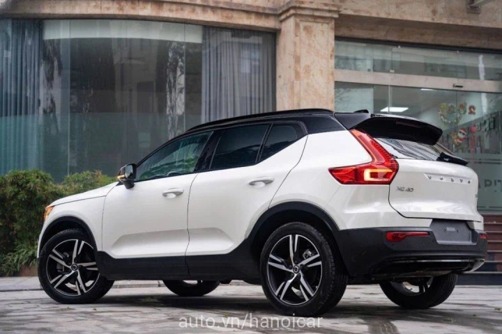 Volvo XC40 2021