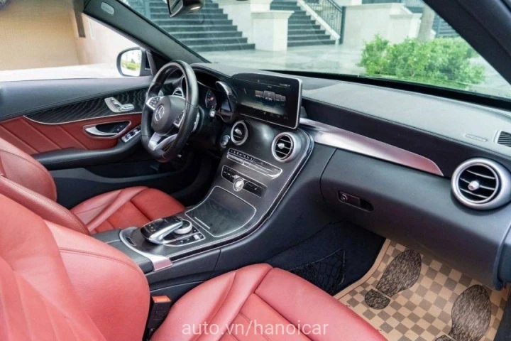 Mercedes-Benz C-Class C300 2016