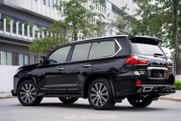 Lexus LX 2019