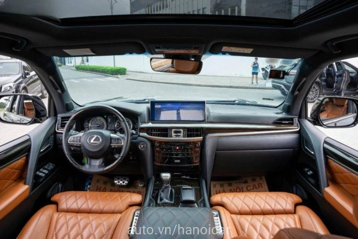 Lexus LX 2019