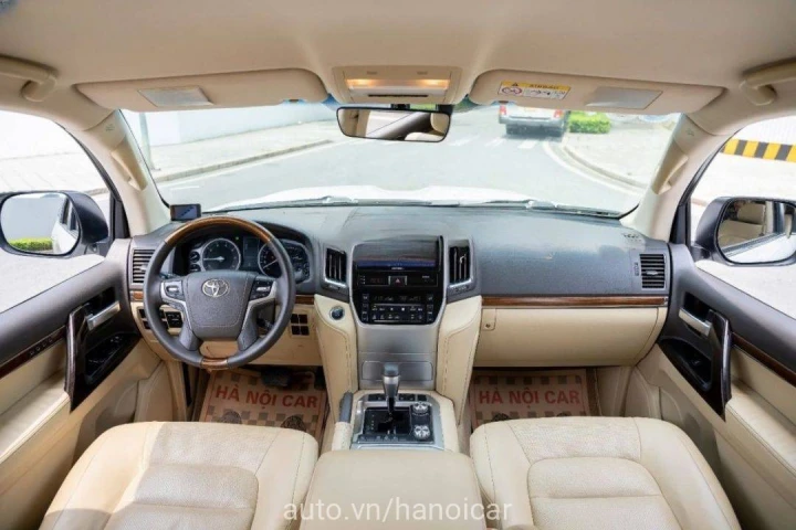 Toyota Land Cruiser 2016