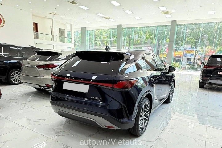 Lexus RX 2024