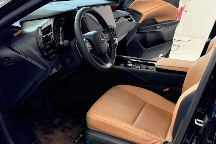 Lexus RX 2024