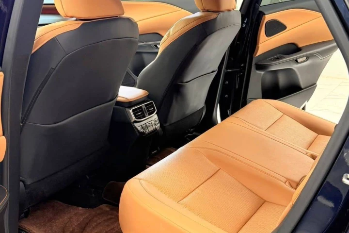 Lexus RX 2024