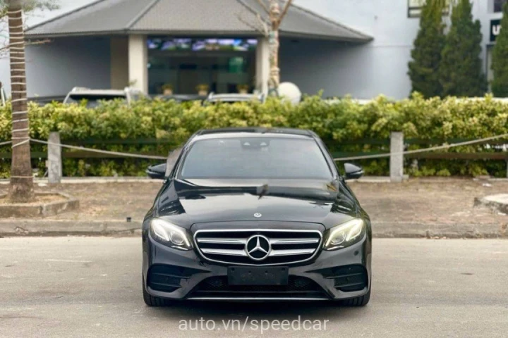 Mercedes-Benz E-Class E300 2017
