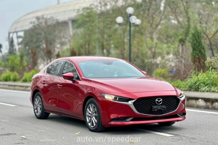 Mazda 3 1.5L Deluxe 2020