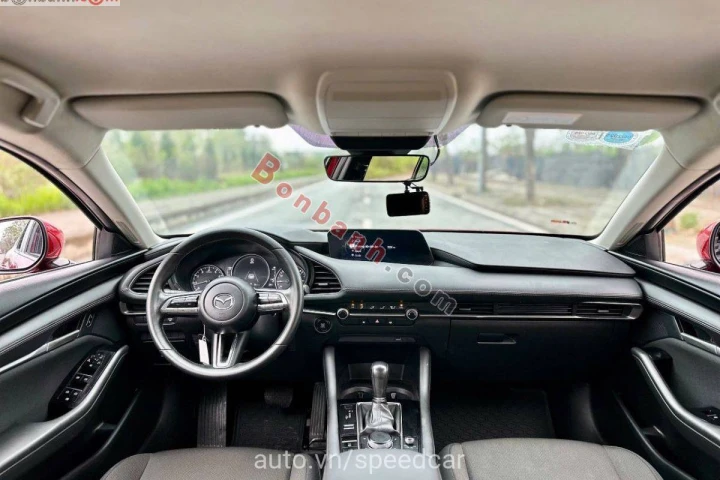 Mazda 3 1.5L Deluxe 2020
