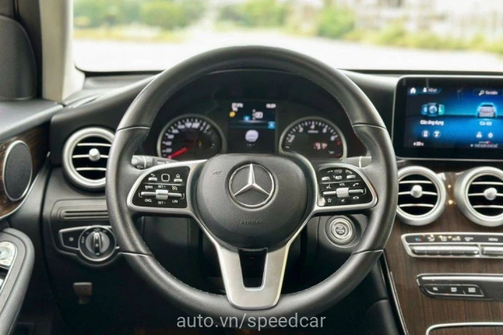 Mercedes-Benz GLC GLC200 2021