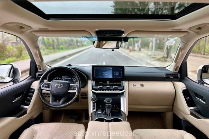 Toyota Land Cruiser 2023